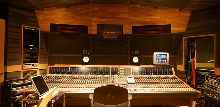 STUDIO A - STUDIO SUNSHINE